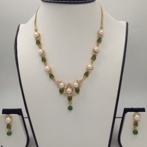 white button pearls and green jade leaves necklace set jnc0014