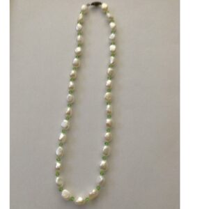 Freshwater White Oval Kudkal Pearls Mala With Green Crystals JPM0305
