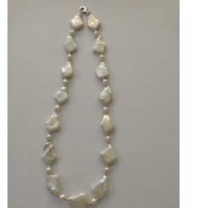 Freshwater White Kite Baroque Pearls Mala JPM0272
