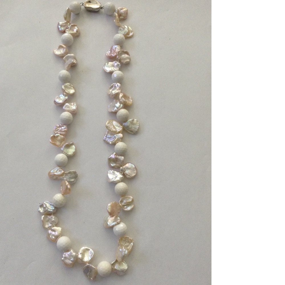 Freshwater Pink Chips Baroque Pearls Mala with White Semi Faceted Beeds - Image 2