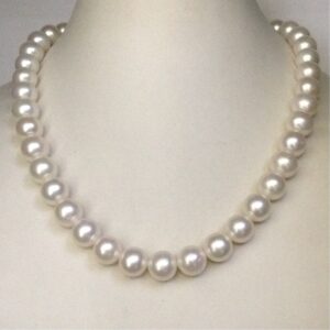 Freshwater white round pearls necklace JPM0094