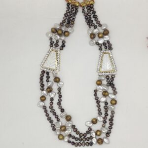White Cz Broach Set With 3 Layers Pearls JPS1012