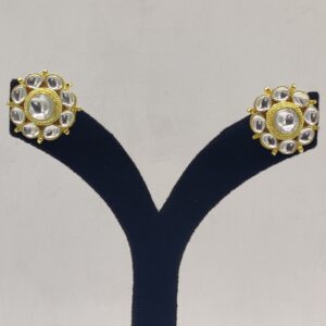White Kundan Broach Set With 4 Layers Pearls JPS1010