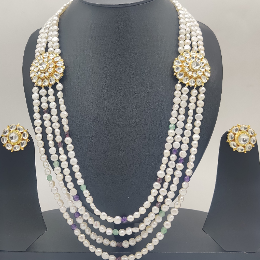 White Kundan Broach Set With 4 Layers Pearls JPS1010