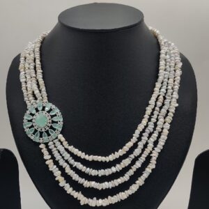 White Green Cz Stones Broach Set With 4 Lines Pearls JPS1003
