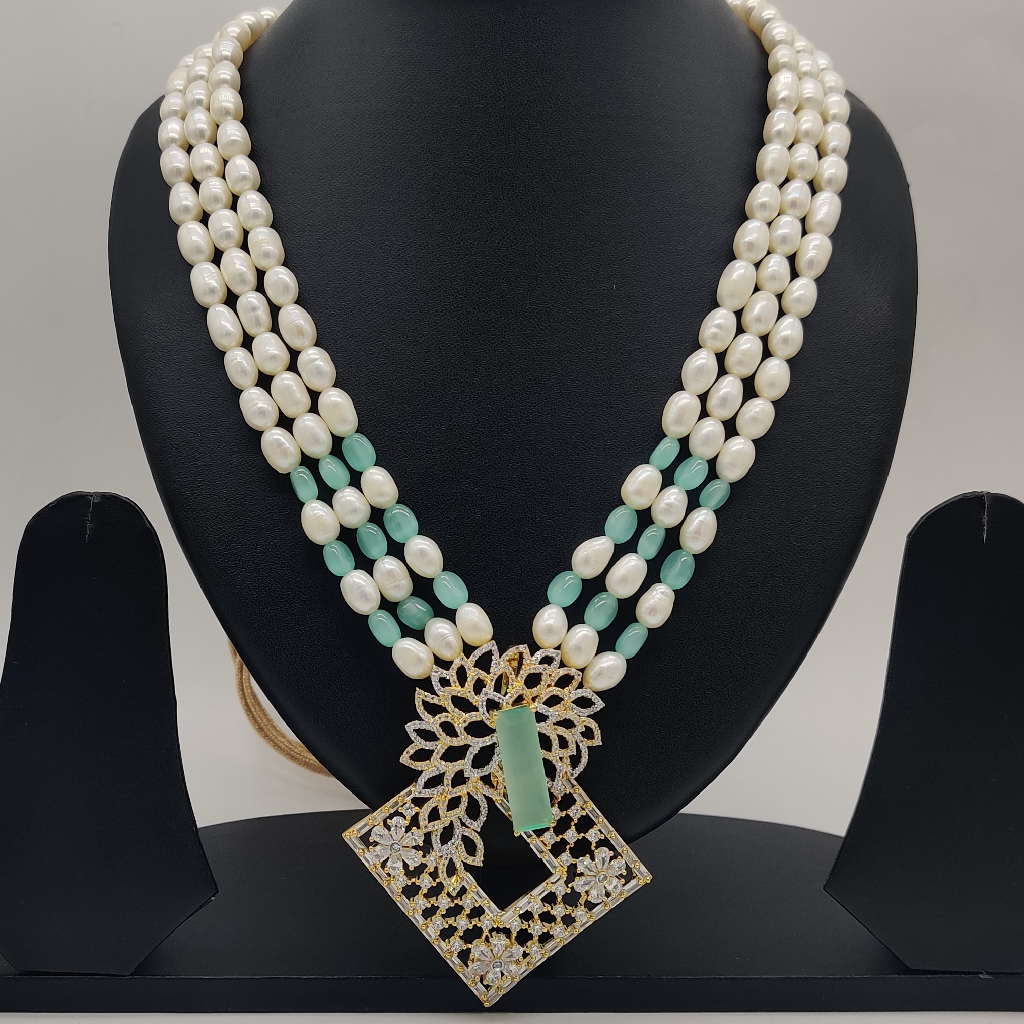 White Green CZ Pendent Set With 3 Lines Oval Pearls JPS1001
