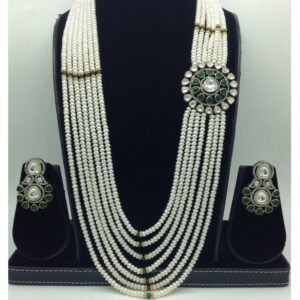 White,Green Kundan Broach Set With 7 Line Pearls Mala JPS0801