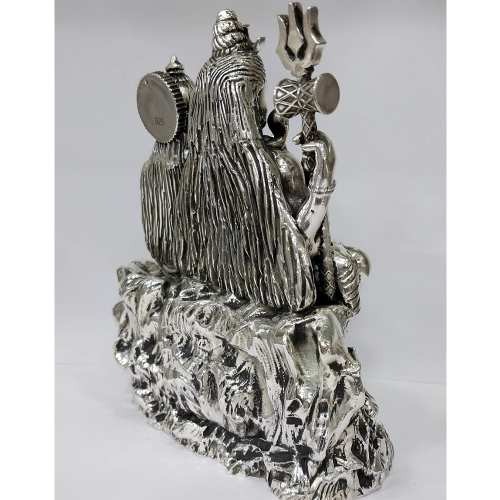 Mesmerising shiv family idol in pure silver in detailed finishing