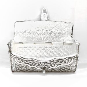 Light Weight Designer Hand Bag In Pure Silver