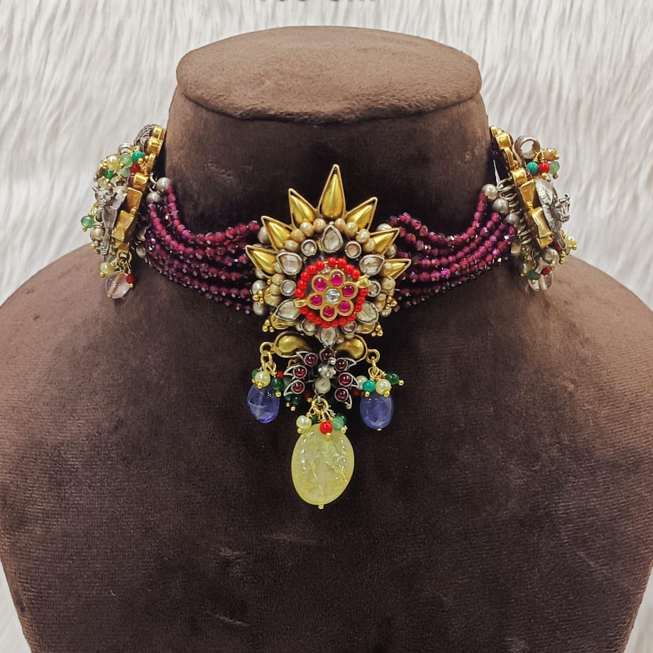 Vintage Silver Gemstones Necklace In High Finished Work