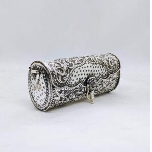 Hallmarked silver designer clutch in net floral motifs carvings