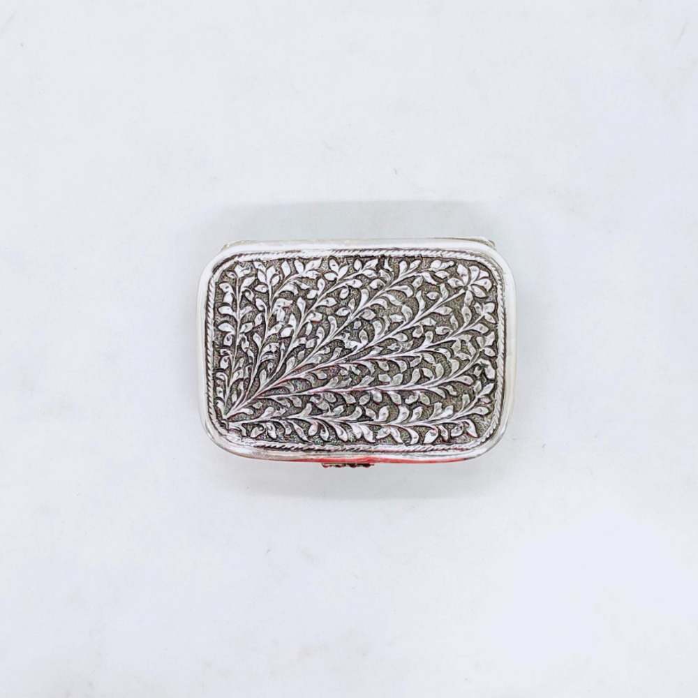 Pure silver box for gifting in antique leafs motifs carving by puran