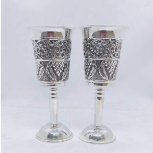 Stylish and pure silver wine glasses in fine antique carvings