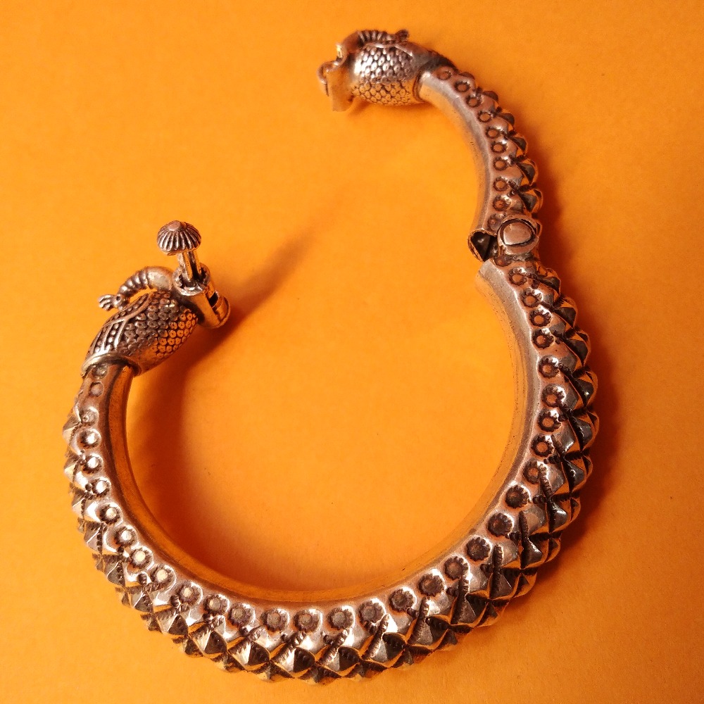 Pure Silver Twin Peacock Rajwada Kada Bangle (adjustable) |puran - Image 4