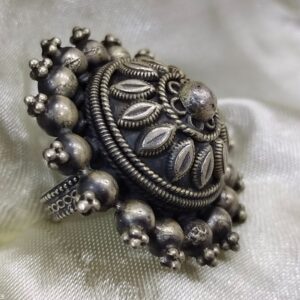Puran high rise dome rajwada ladies ring in pure silver (adjustable)