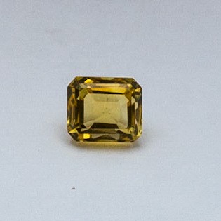4.18ct oval yellow topaz