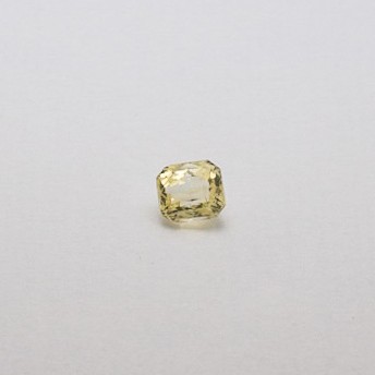 2.06ct square yellow yellow-sapphire-pukhraj