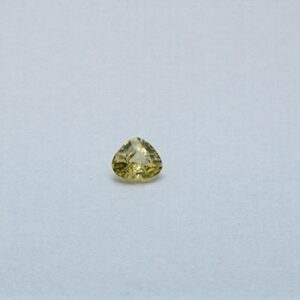 1.10ct heart yellow yellow-sapphire-pukhraj