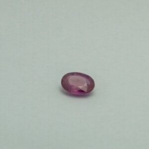 1.660ct oval red ruby-manek