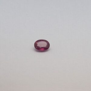 1.844ct oval red ruby-manek