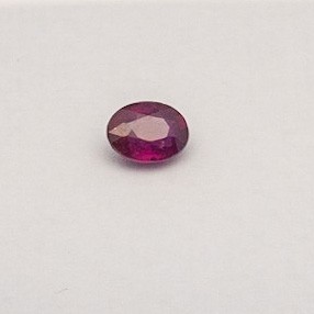 1.835ct oval red ruby-manek