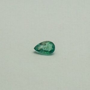 0.78ct pear green emerald-panna