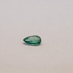 0.74ct pear green emerald-panna