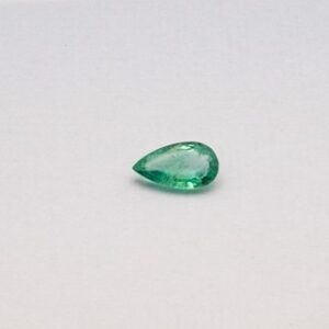 1.50ct pear green emerald-panna