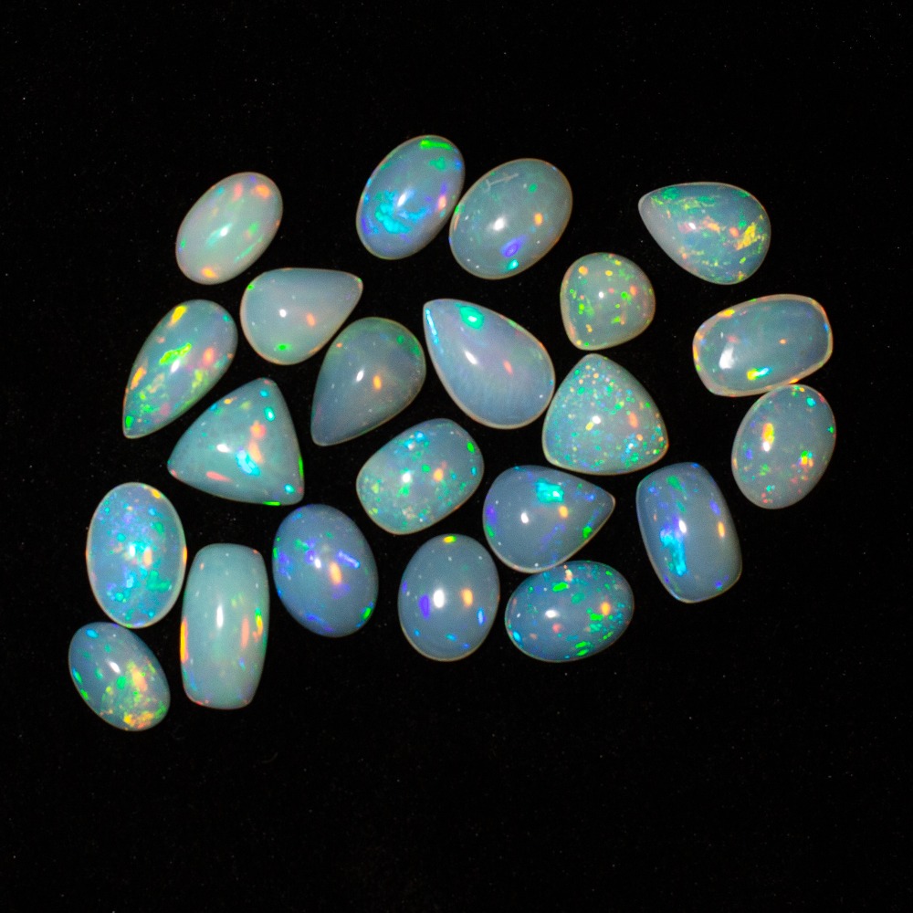 113.580ct pear white opal