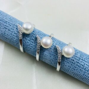 Pearl Ring With Cz
