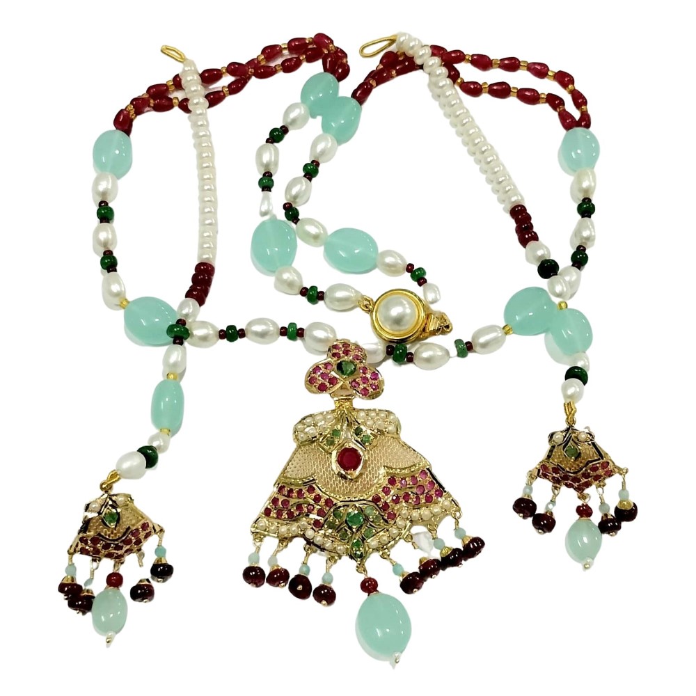 Gold Sparkling Design Necklace Set JS939