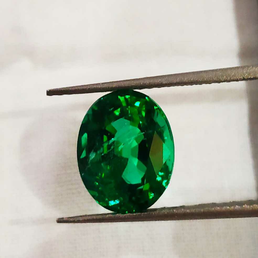 3.08ct oval green emerald-panna