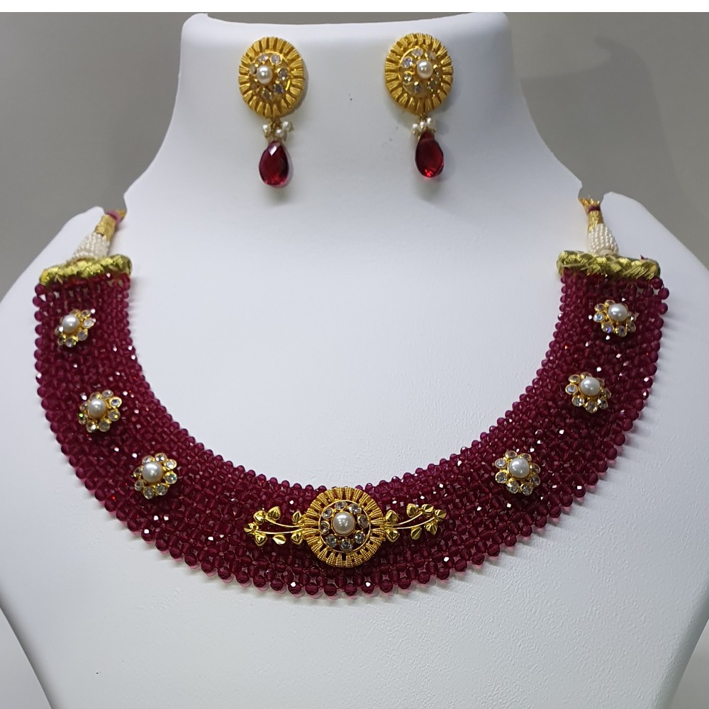 18k gold fancy necklace in red