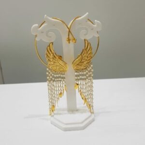 18k Gold Designer Earings With Moti
