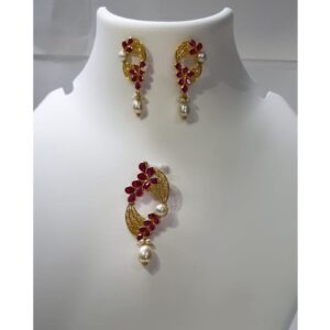18k gold designer light weight pendant set with ruby stone