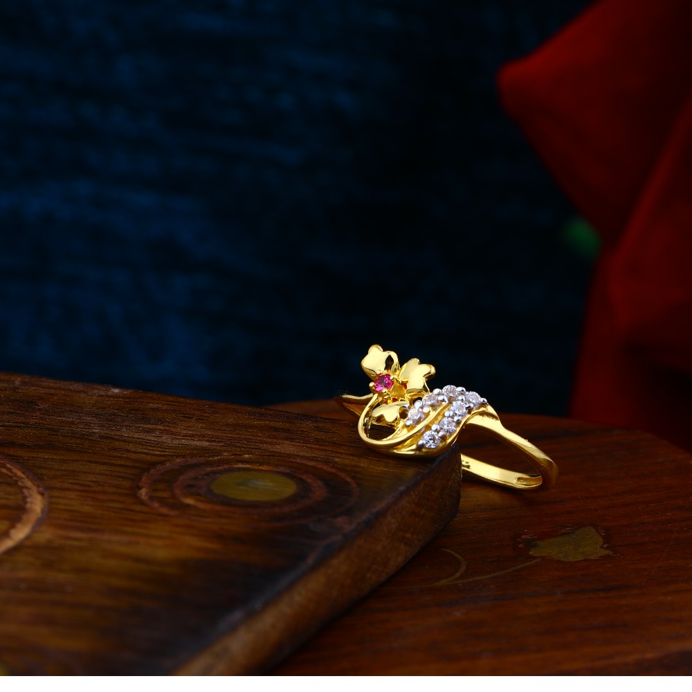 RED EYE PECKOK LADIES CASTING RING