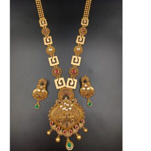 916 ANTIQUE LONG SET