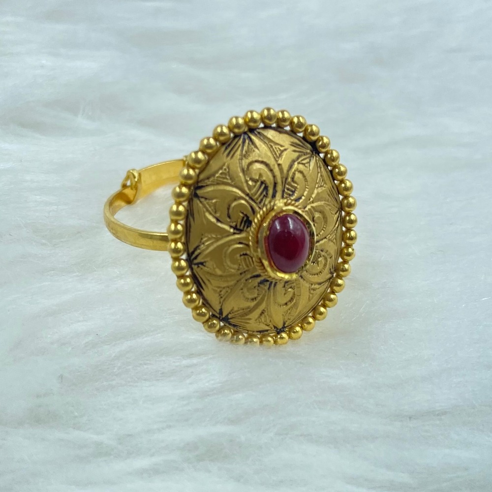 916 Gold Dazzling Ring