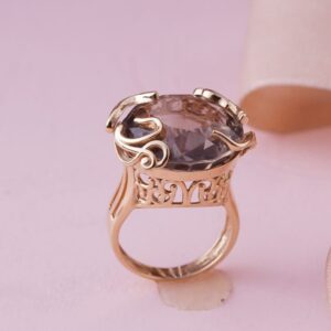 18KT Fancy ring