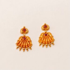 Intricating Design 22kt Gold Jhumka
