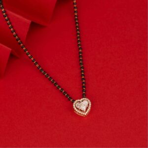 Stylish 18kt heart diamond mangalsutra