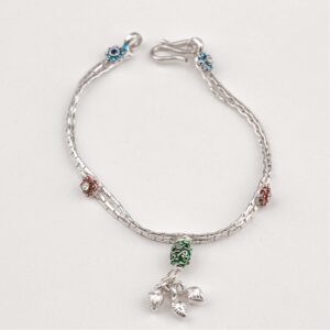 Attractive Silver Bracelet Design For Women