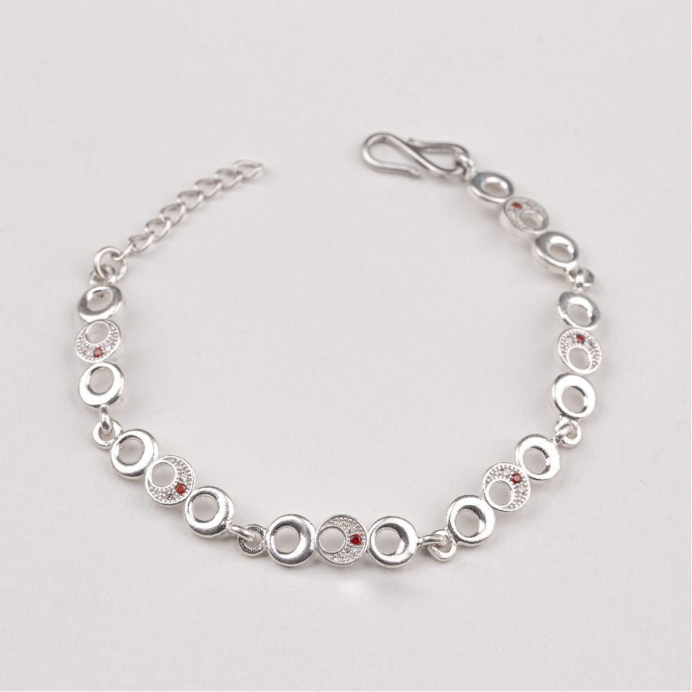 Delightful Silver Circular Disc Bracelet
