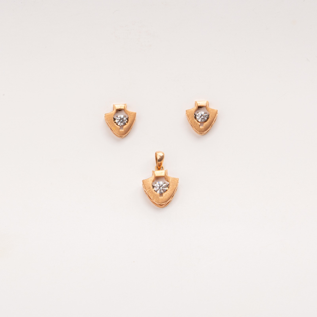 Rose Gold 18kt Pendant Set