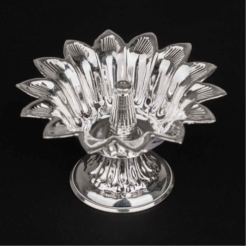 Silver sunflower niranjan