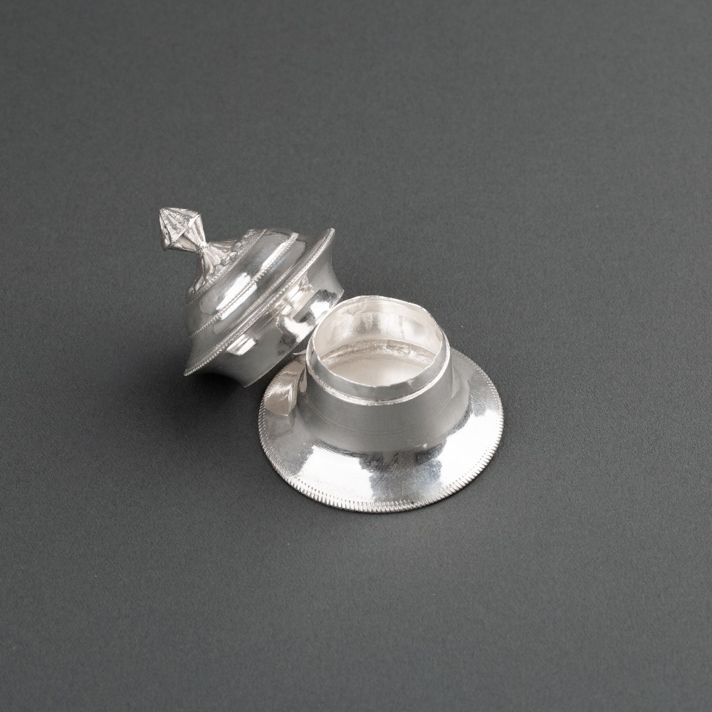 Sliver Modish Sindoor Dani
