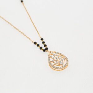 18kt diamond droplet short mangalsutra in rosegold