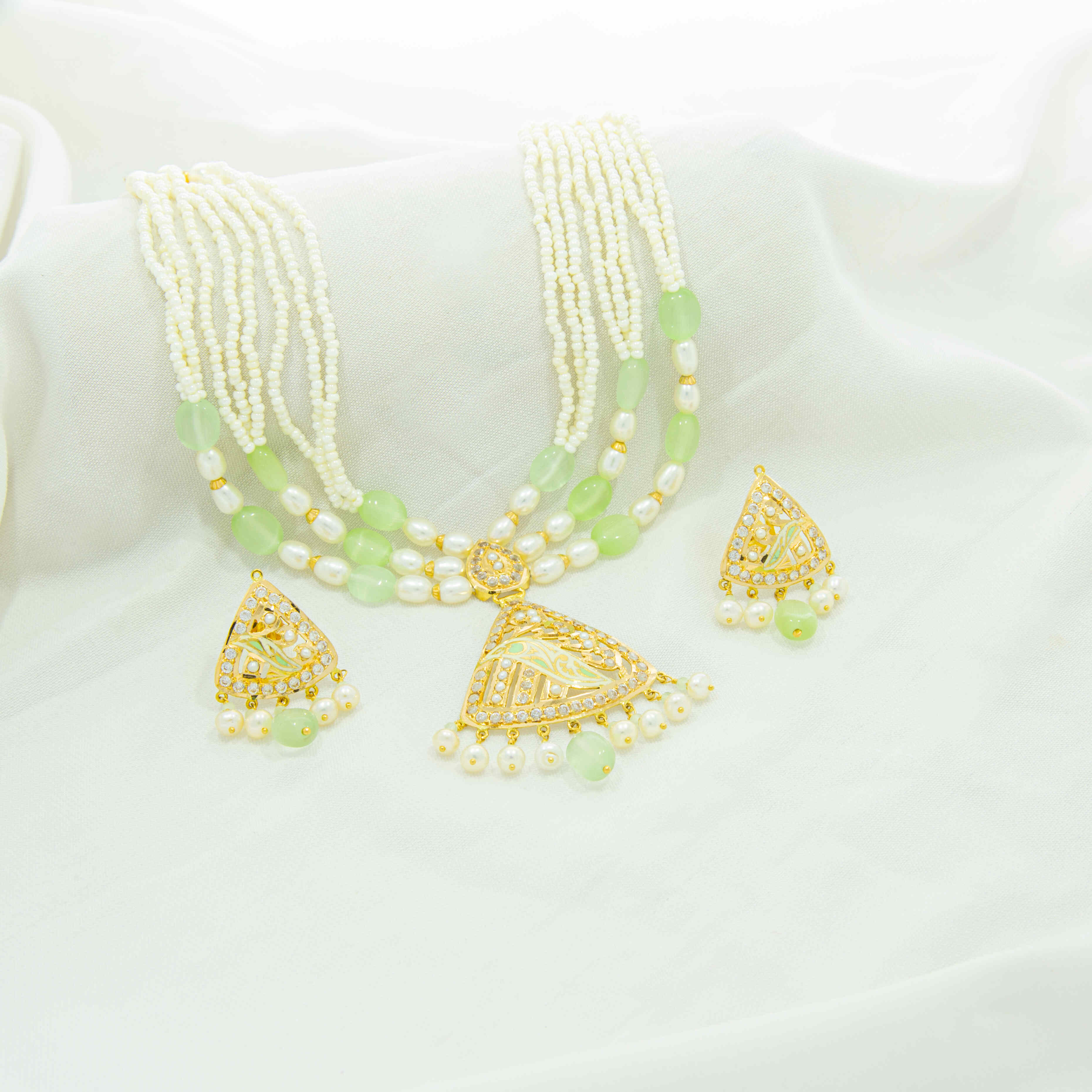22kt gold royal aesthetic moti set
