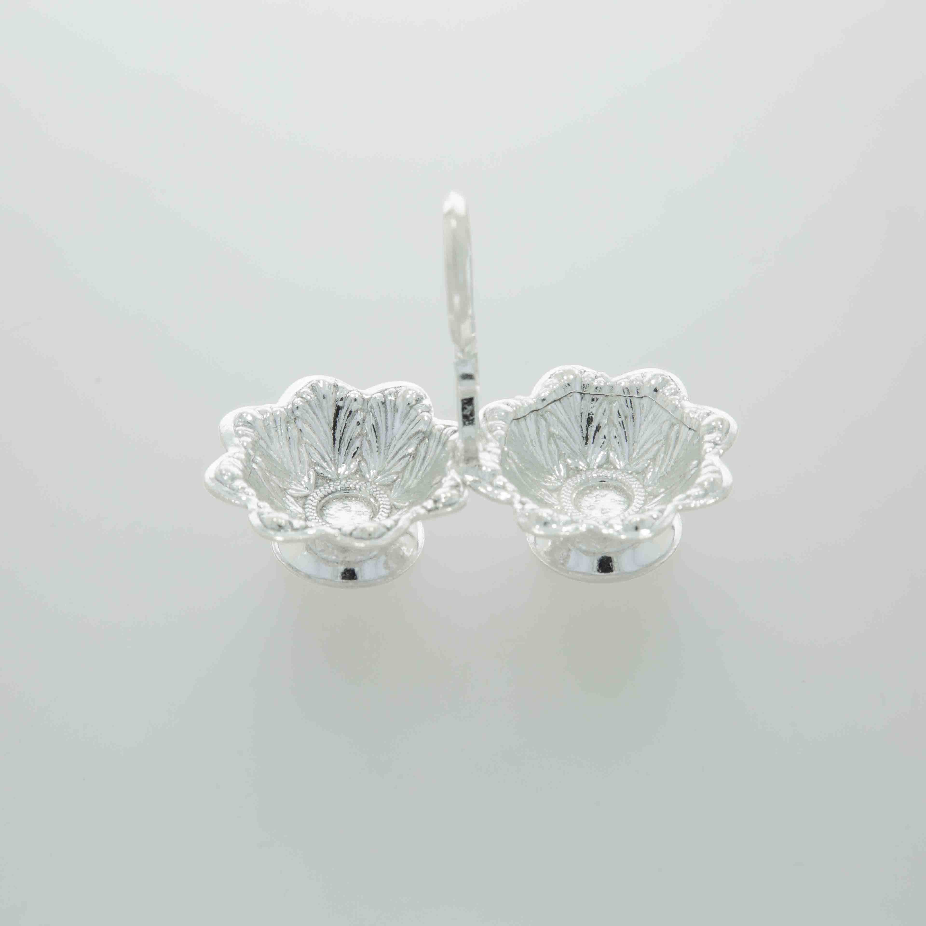 Flower Shape Jod Kamal In Silver