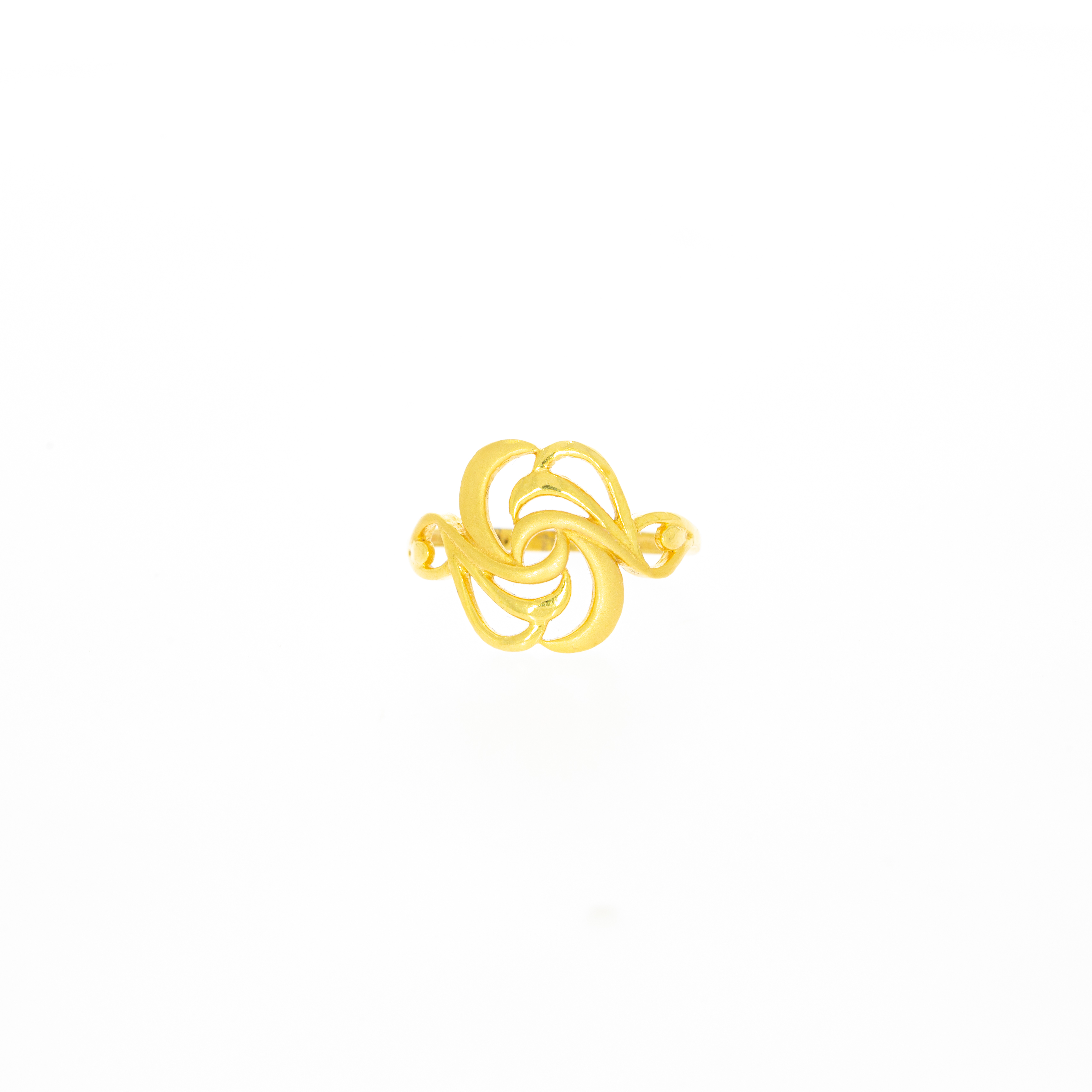 Entangling Design 22kt Gold Finger Ring